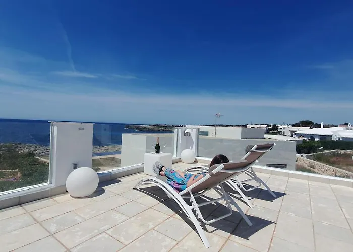 Vell Luxury Villa, Sea Direct Access, Private Pool *