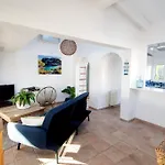 Vell Luxury Villa, Sea Direct Access, Private Pool *