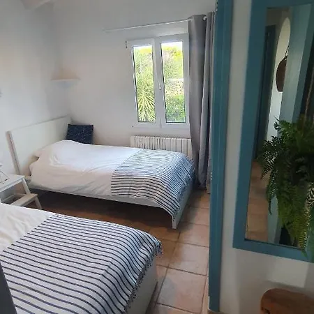 Vell Luxury Villa, Sea Direct Access, Private Pool Villa Binibeca